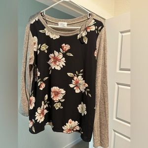 NWT KAILEIGH Women's Size L Black & Gray Floral Mixed Fabric Blouse Sweater